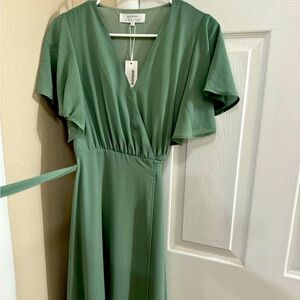 Dusty Sage Wedding/ Bridesmaids Dress - Called to Surf - Arbor SIZE MEDIUM 💚